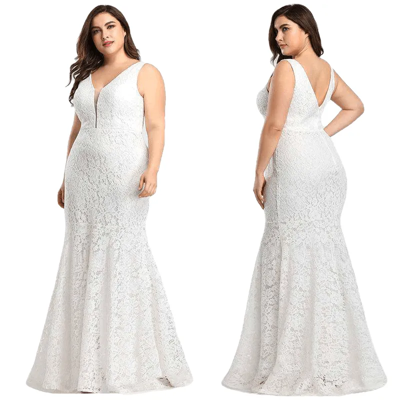 Elegant Mermaid Lace Sleeveless V-Neck Long Party Gowns