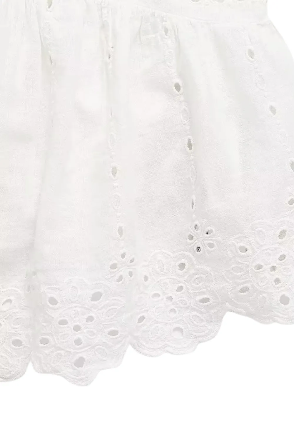 'Melanie' Sleeveless Eyelet Embroidery Cropped Top