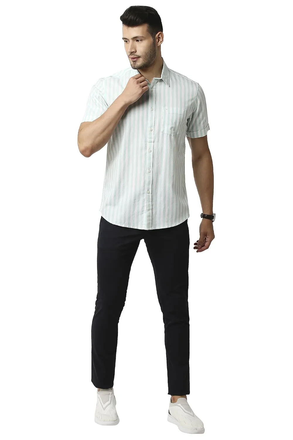 Slim Fit Herring Bone Stripe Halfsleeves Shirt