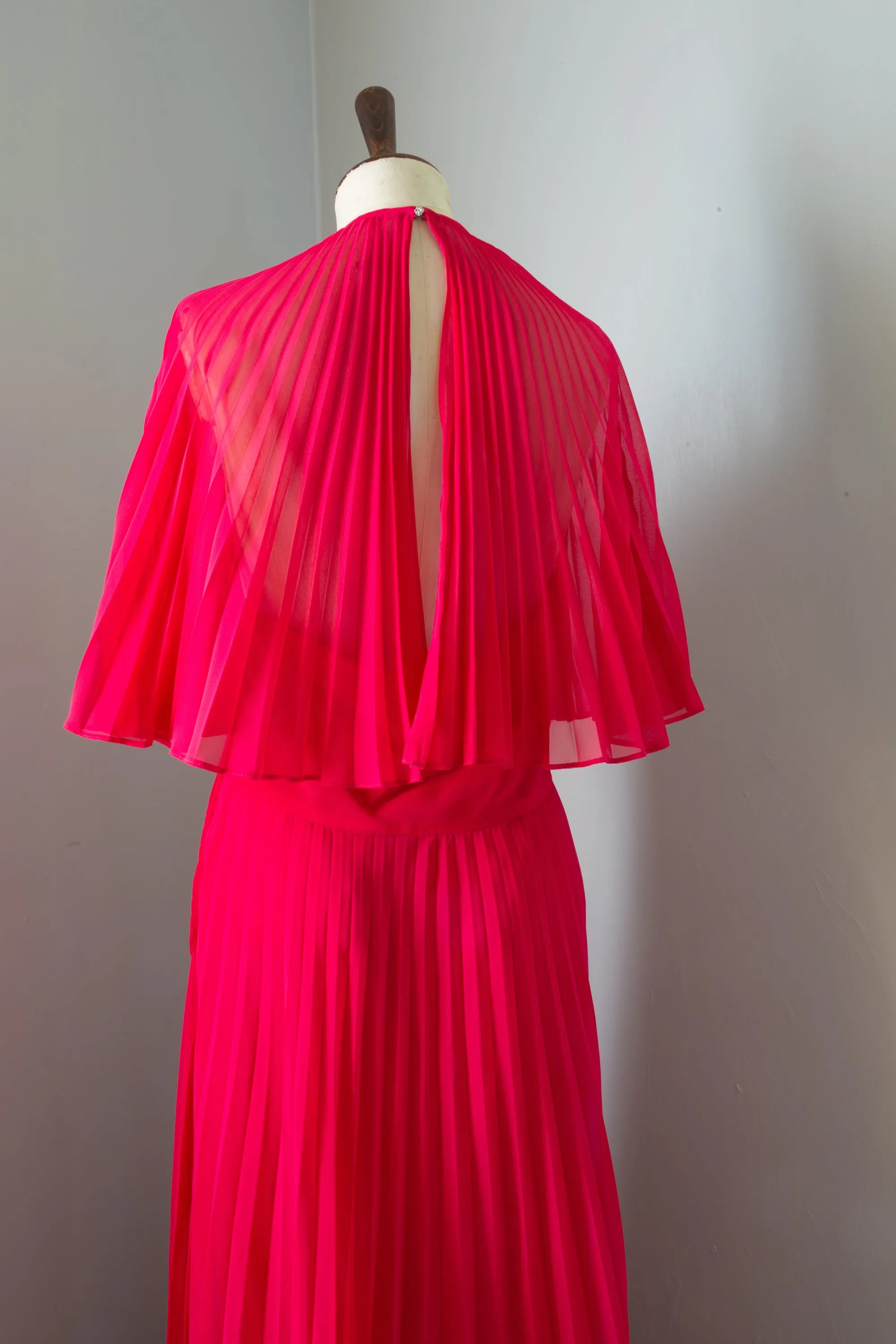 Vintage 1970s Hot Pink Chiffon Maxi Dress